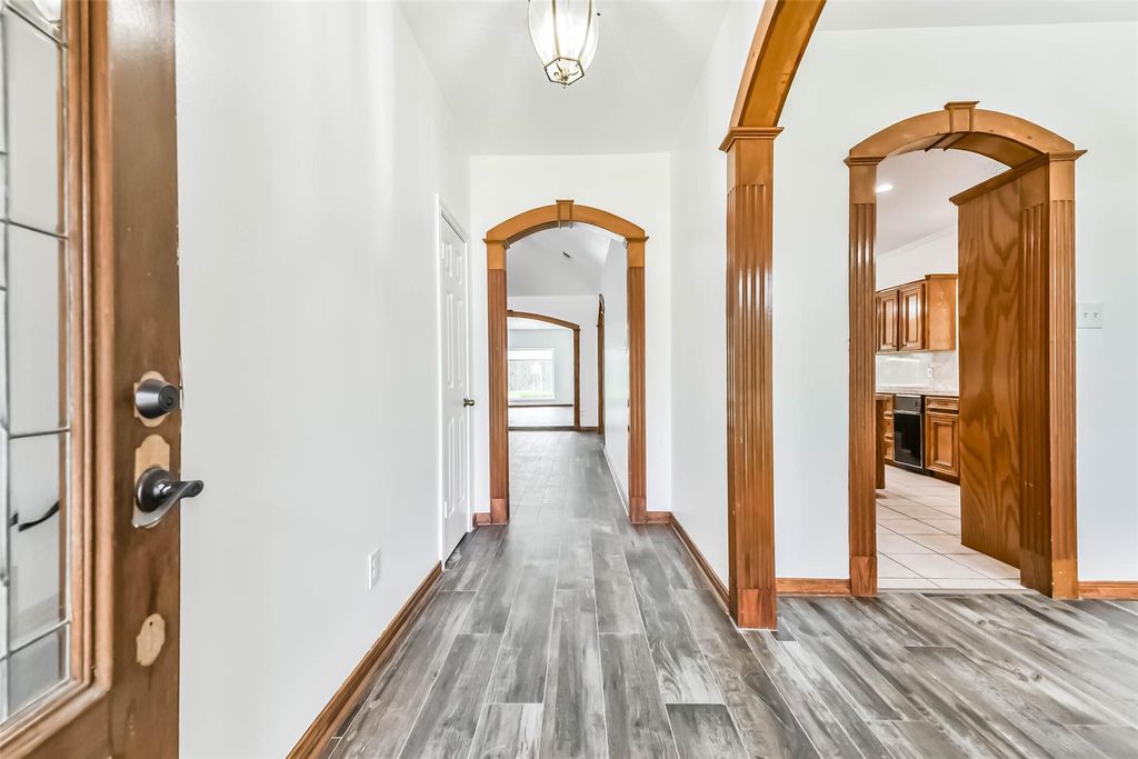 Photo of 8022 17th Green Drive, Humble, TX 77346 (MLS # 10088704)