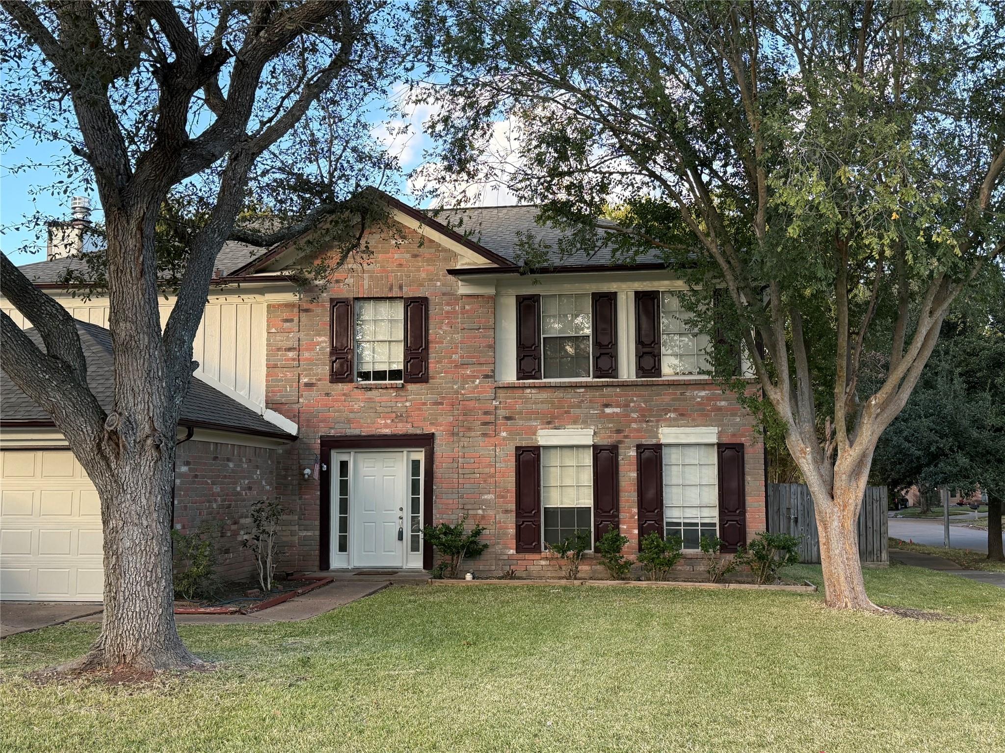 3515 Green Fields Drive