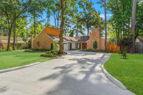 Photo of 76 Woodhaven Wood Drive, The Woodlands, TX 77380 (MLS # 61617504)
