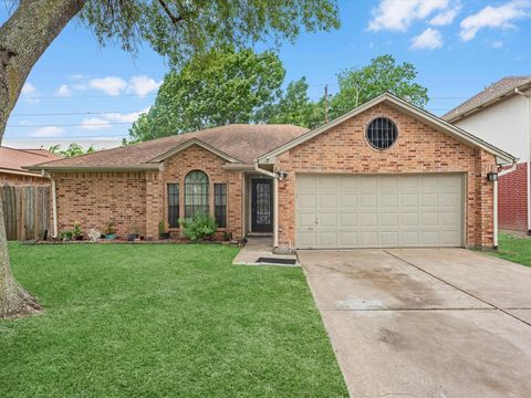 Photo of 11303 Wilkenberg Drive, Houston, TX 77066 (MLS # 13872929)