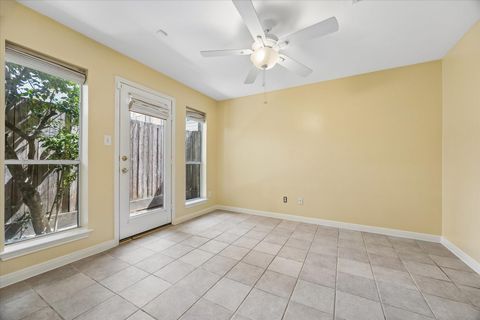 Tiny photo for 2915 Jackson Street, Houston, TX 77004 (MLS # 22412677)