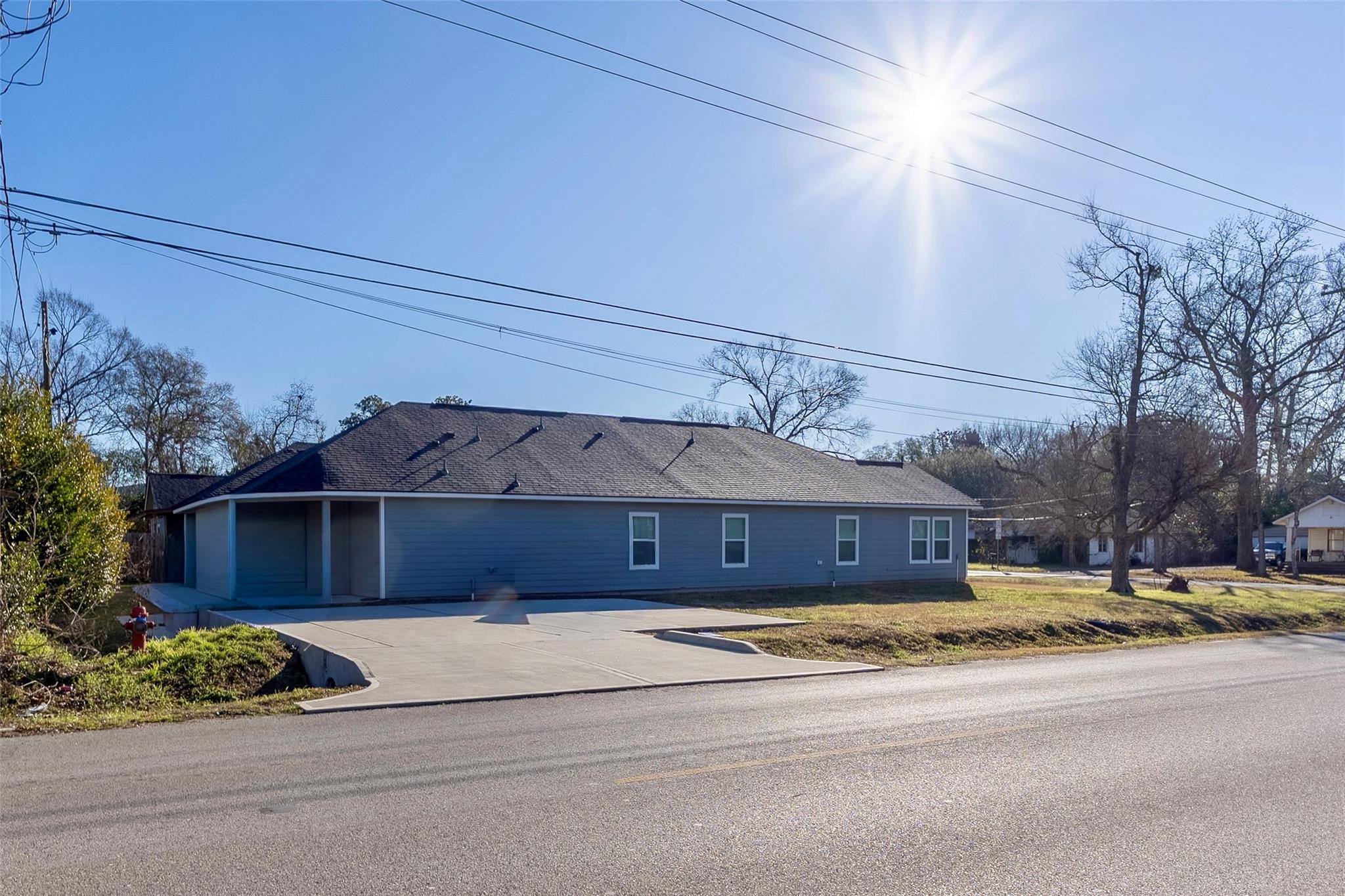 207 S Campbell Street A/B