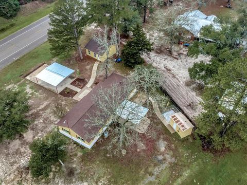 Photo of 921 N Us Hwy 287 Business Highway, Grapeland, TX 75844 (MLS # 80574109)