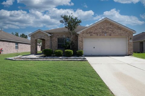 Photo of 3822 Clobourne Crossing Lane, Friendswood, TX 77546 (MLS # 4637140) Photo of 3822 Clobourne Crossing Lane, Friendswood, TX 77546 (MLS # 4637140)
