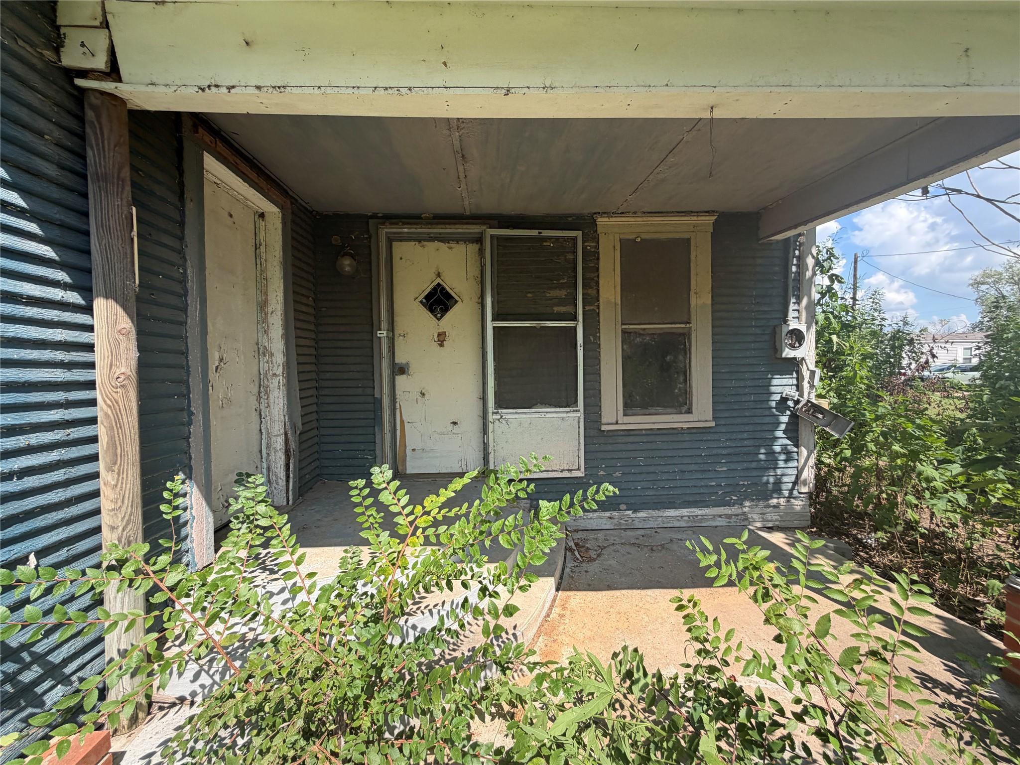 322 Walnut Street