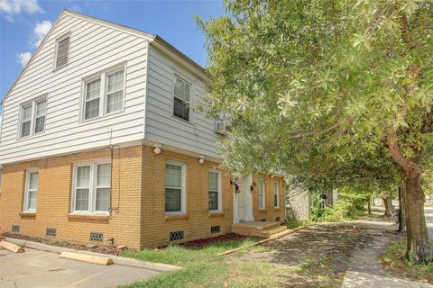 Photo of 1935 Richmond Avenue, Houston, TX 77098 (MLS # 64876212)