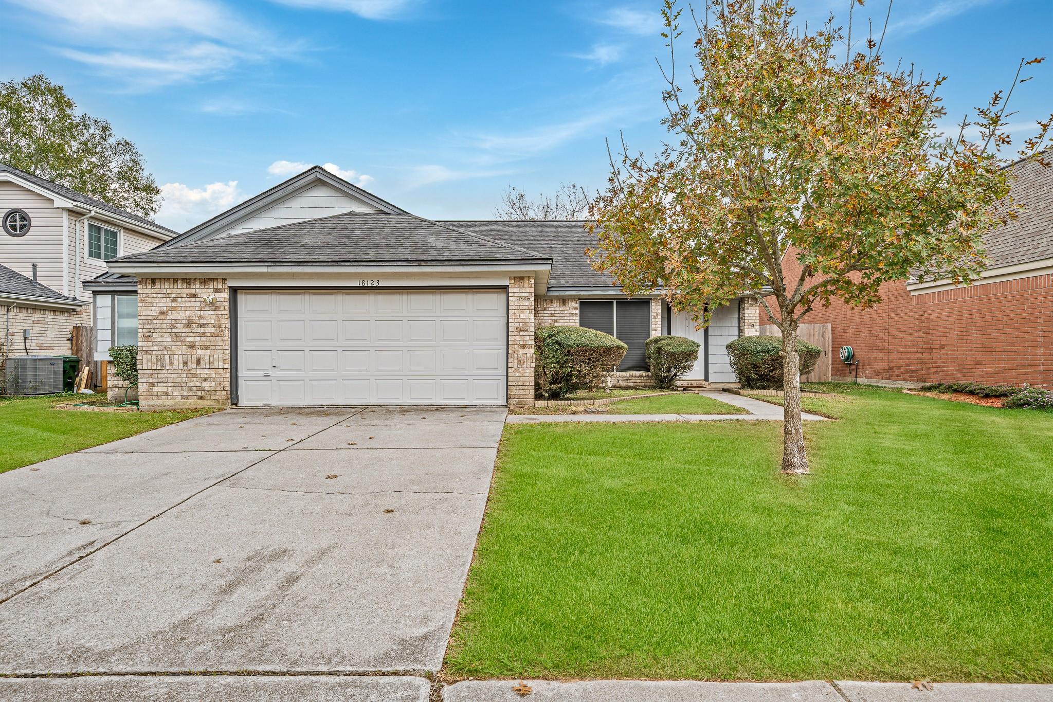 18123 Lake Bend Drive