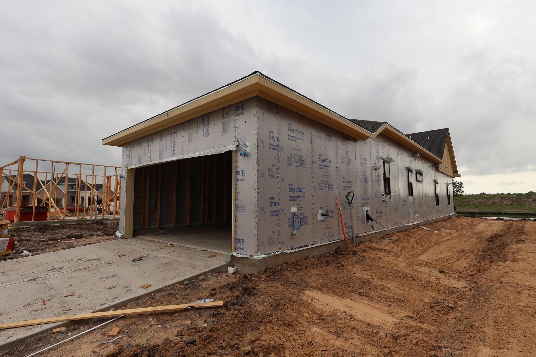 2710 Cottage Park Drive
