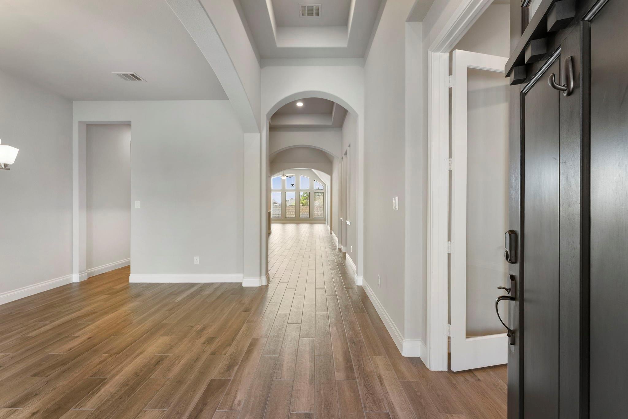 20347 Gray Yearling Trail