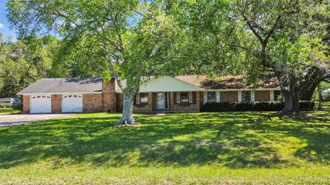 Photo of 3413 County Road 326, Alvin, TX 77511 (MLS # 39411119)