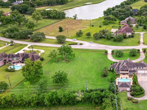 4911 Shiloh Lake Drive Richmond TX 77407