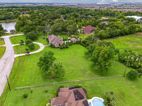 4911 Shiloh Lake Drive Richmond TX 77407