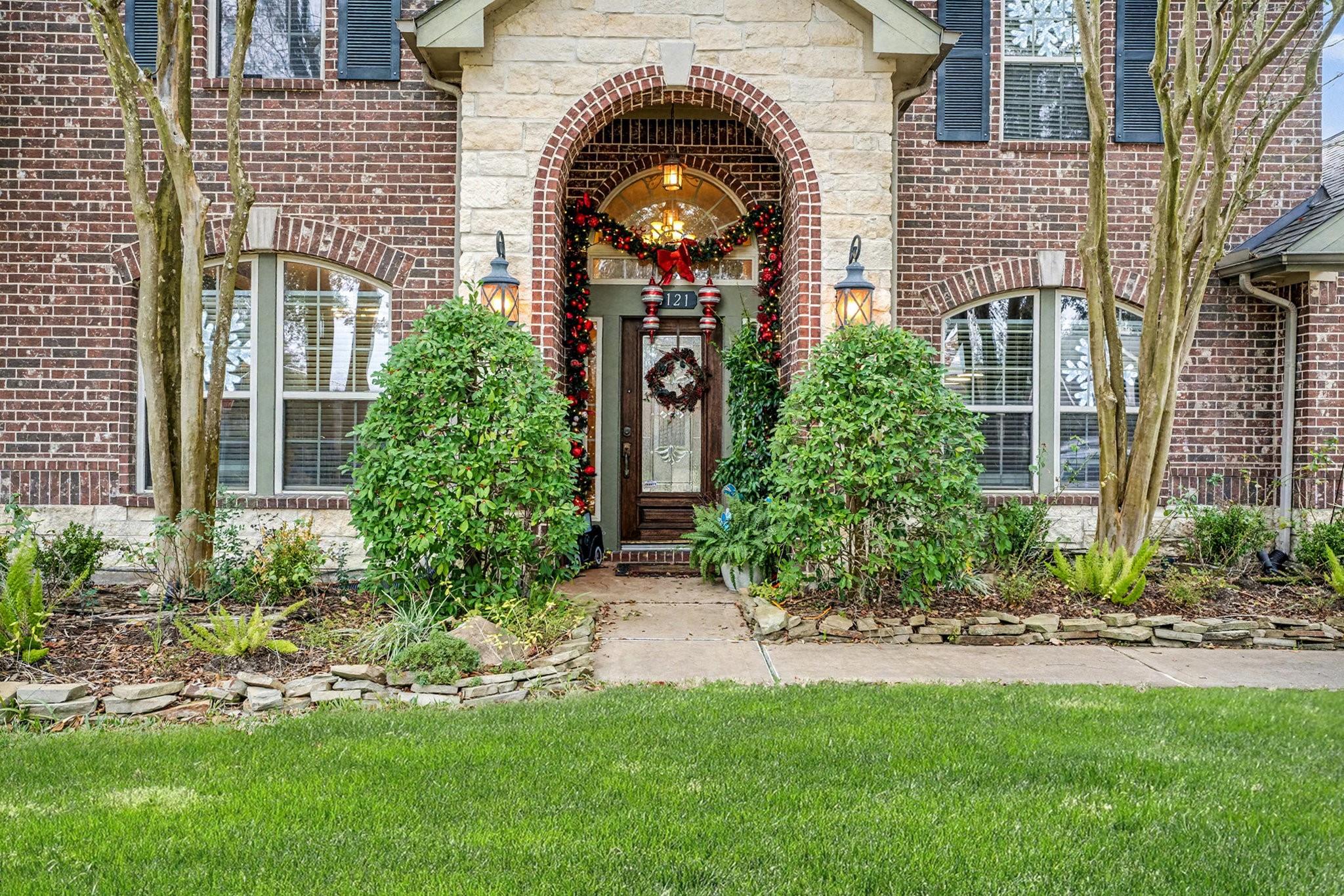 2121 Quiet Falls Lane