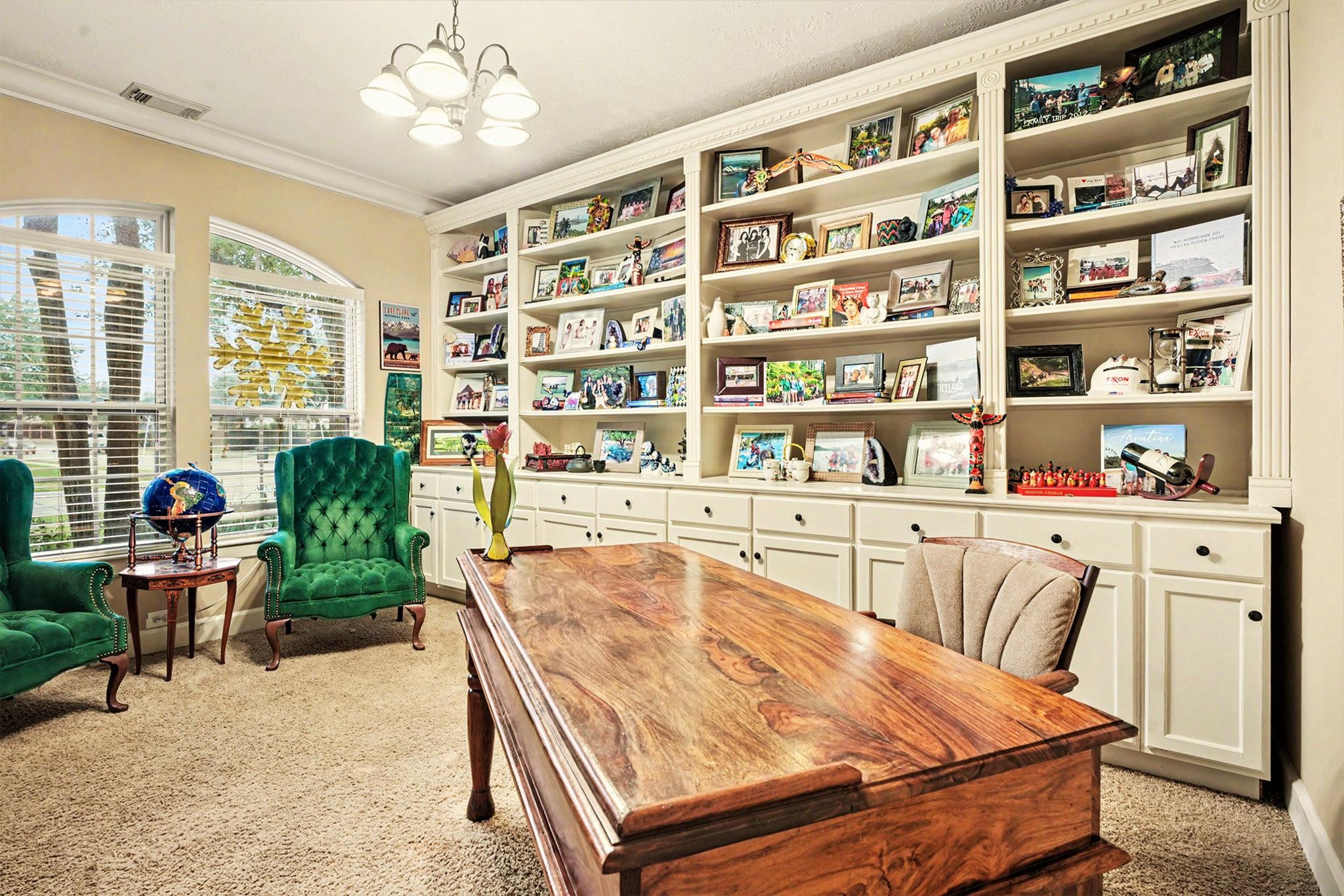 2121 Quiet Falls Lane