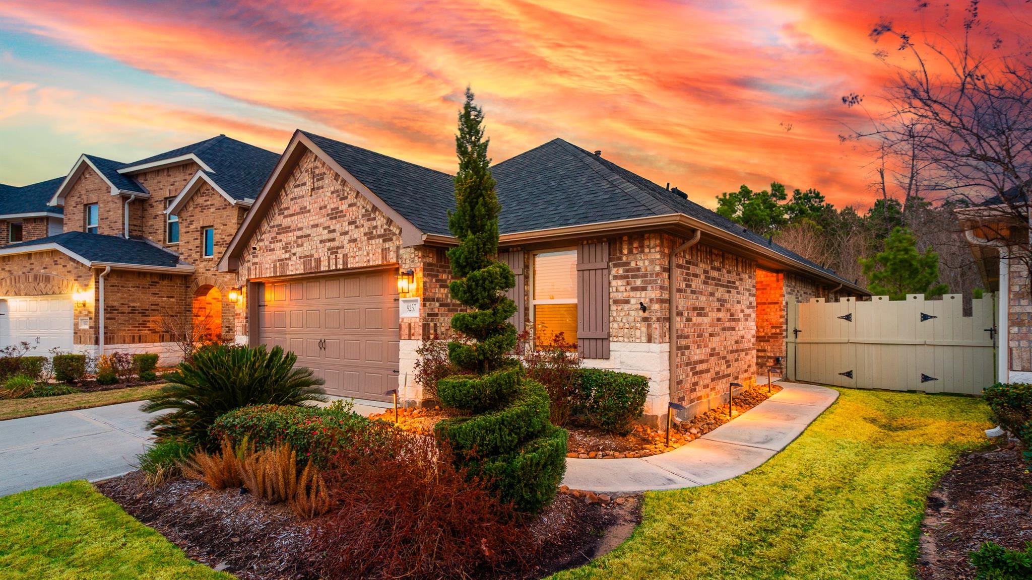 9257 Inland Leather Lane