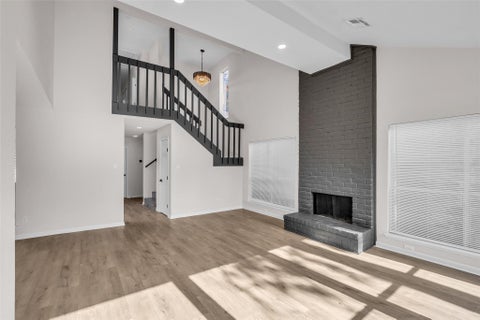 Townhouse For Sale - 1907 Trixie Lane<br/> Harris County, Houston, TX 77042