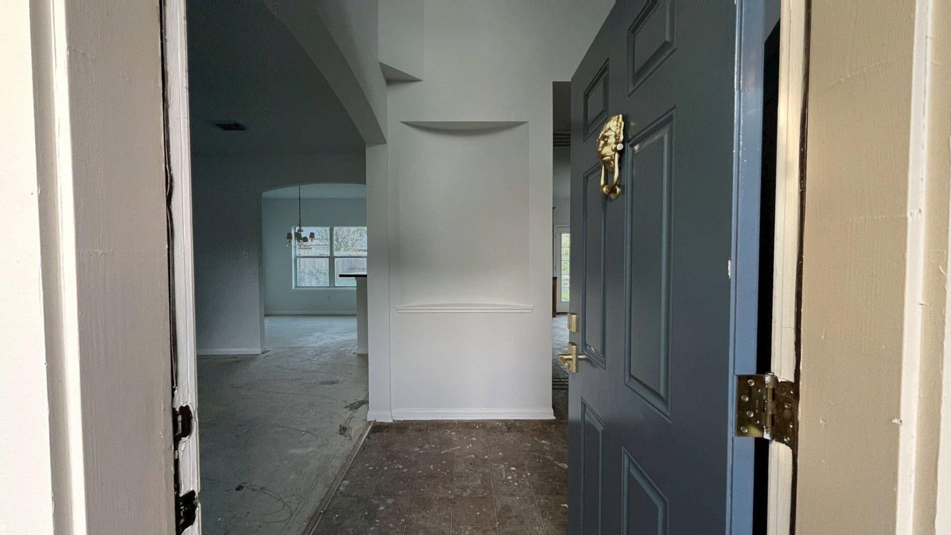 6806 Adella Court