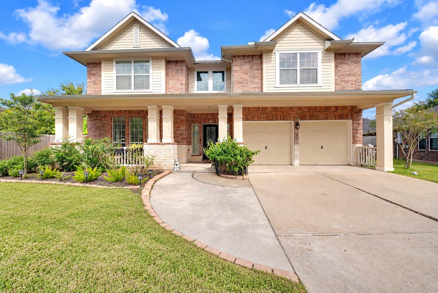 2318 Shadow Falls Lane