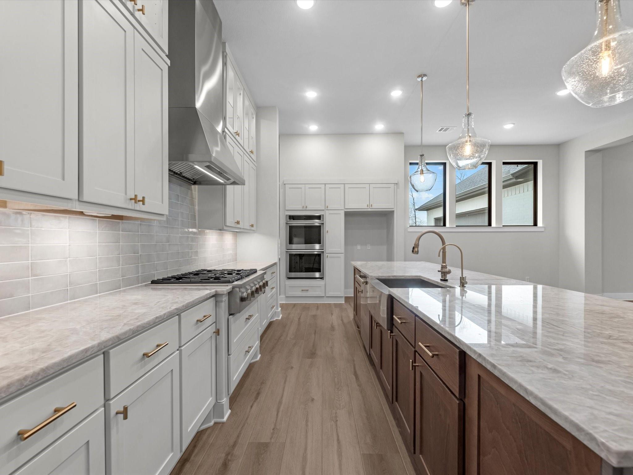 28005 Shining Trails