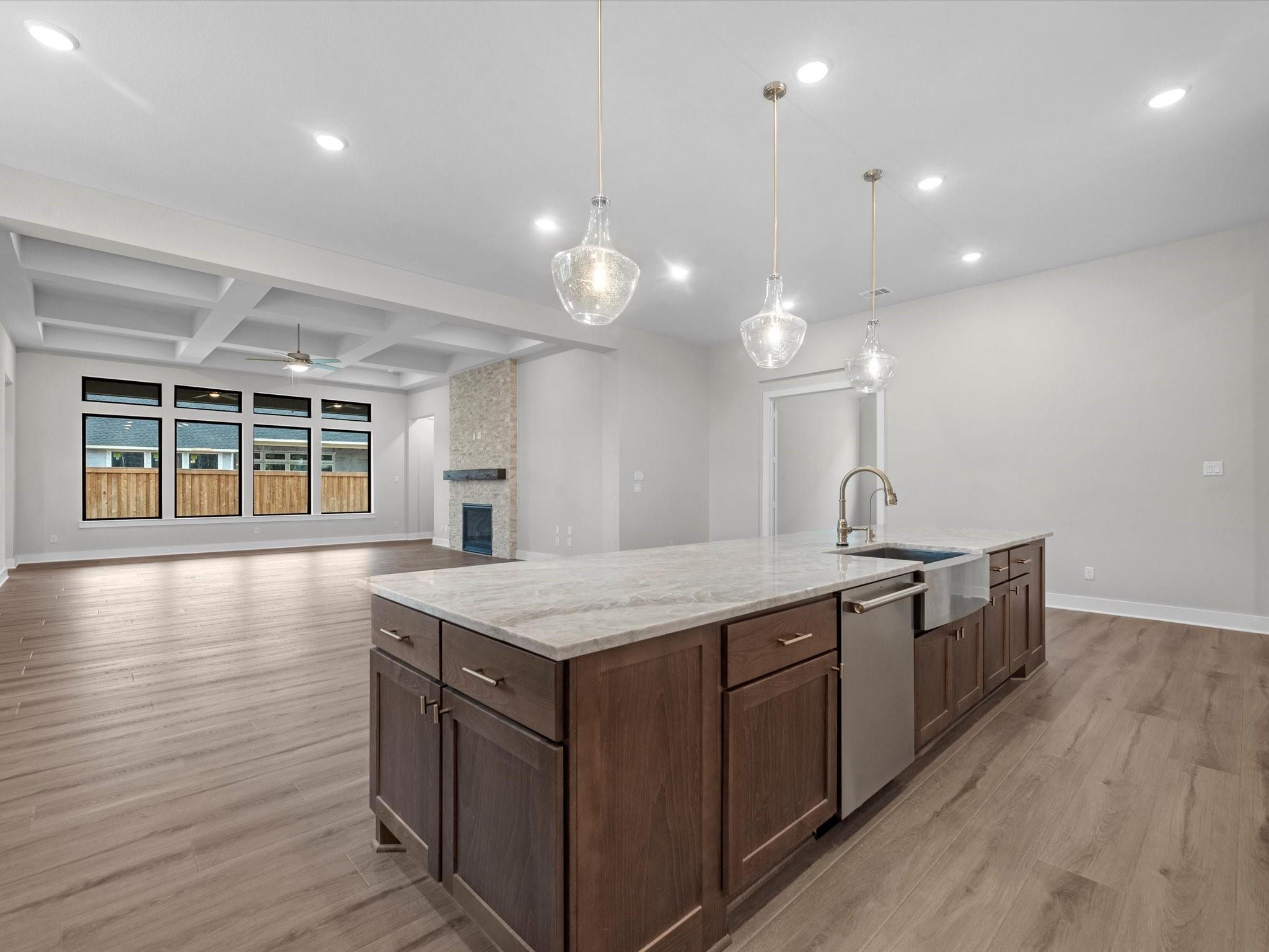 28005 Shining Trails