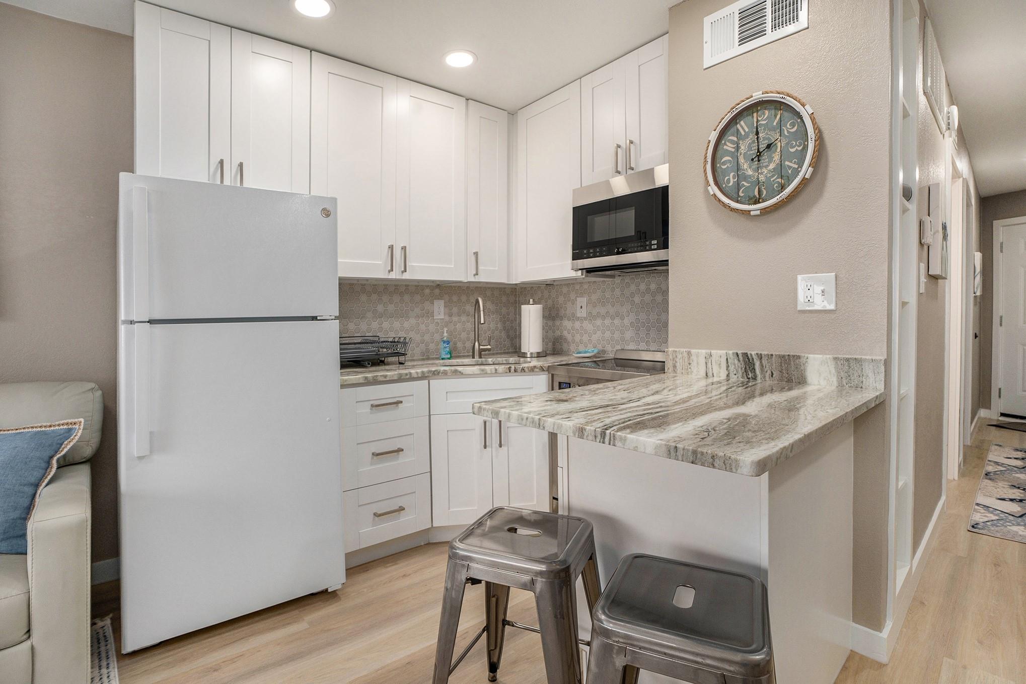 6102 Seawall Boulevard 390