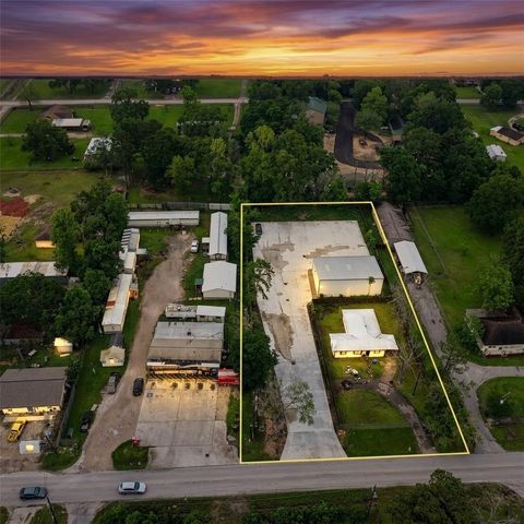 Homes For Sale - 22316 E Martin Drive<br/> Porter, TX 77365