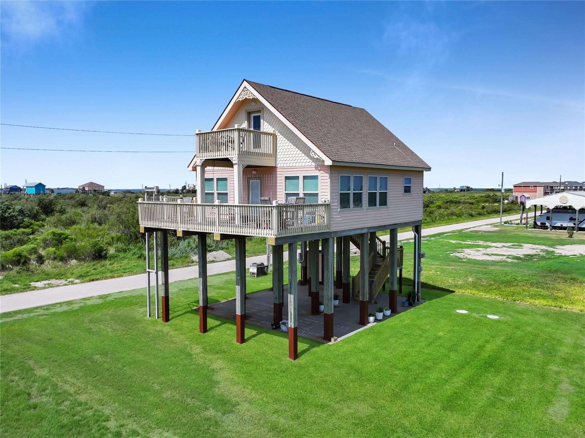 1044 Waco Road