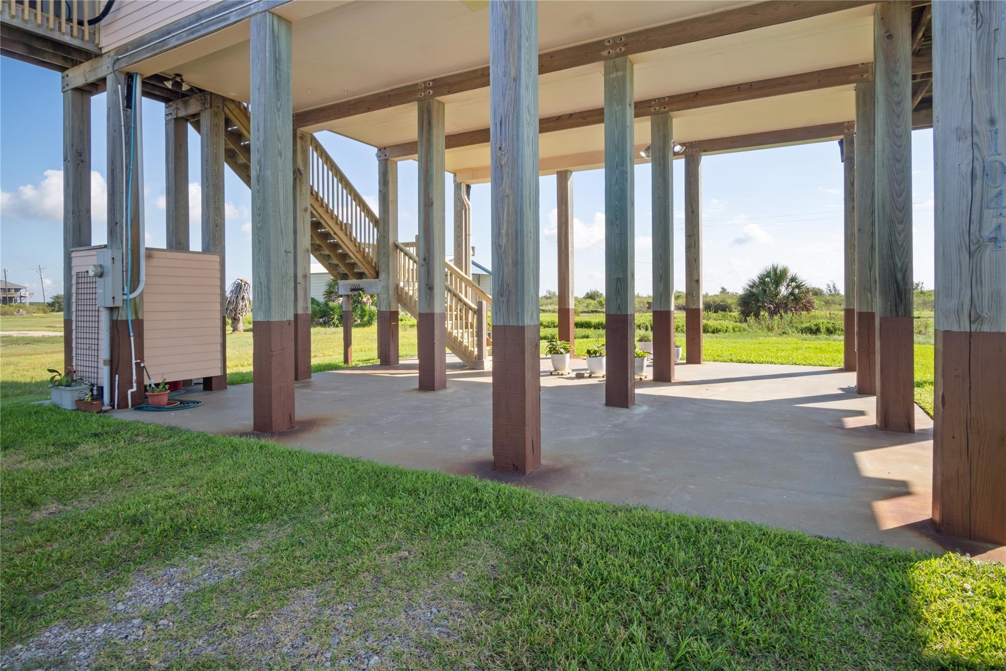 1044 Waco Road