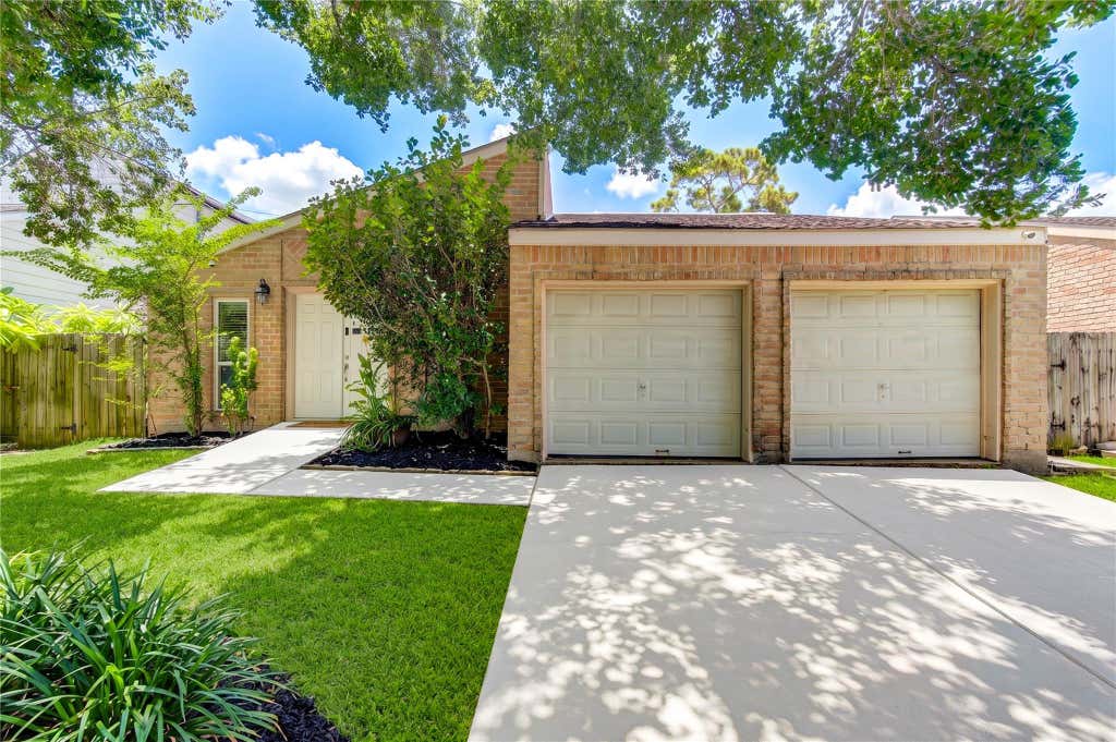 Photo of 3155 Hazel Park Drive, Houston, TX 77082 (MLS # 68420067)