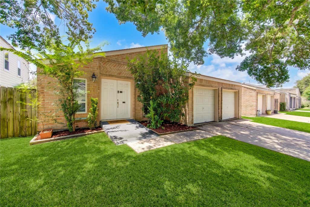 Photo of 3155 Hazel Park Drive, Houston, TX 77082 (MLS # 68420067)