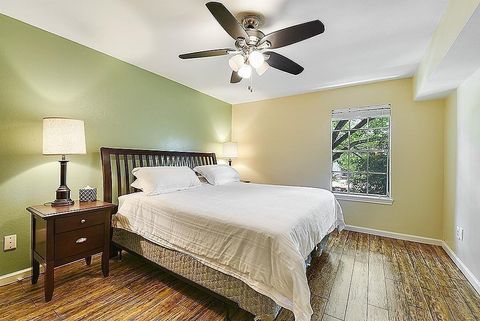 Tiny photo for 361 N Post Oak Lane #241, Houston, TX 77024 (MLS # 35666603)