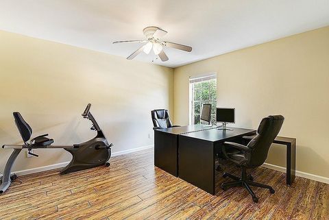 Tiny photo for 361 N Post Oak Lane #241, Houston, TX 77024 (MLS # 35666603)