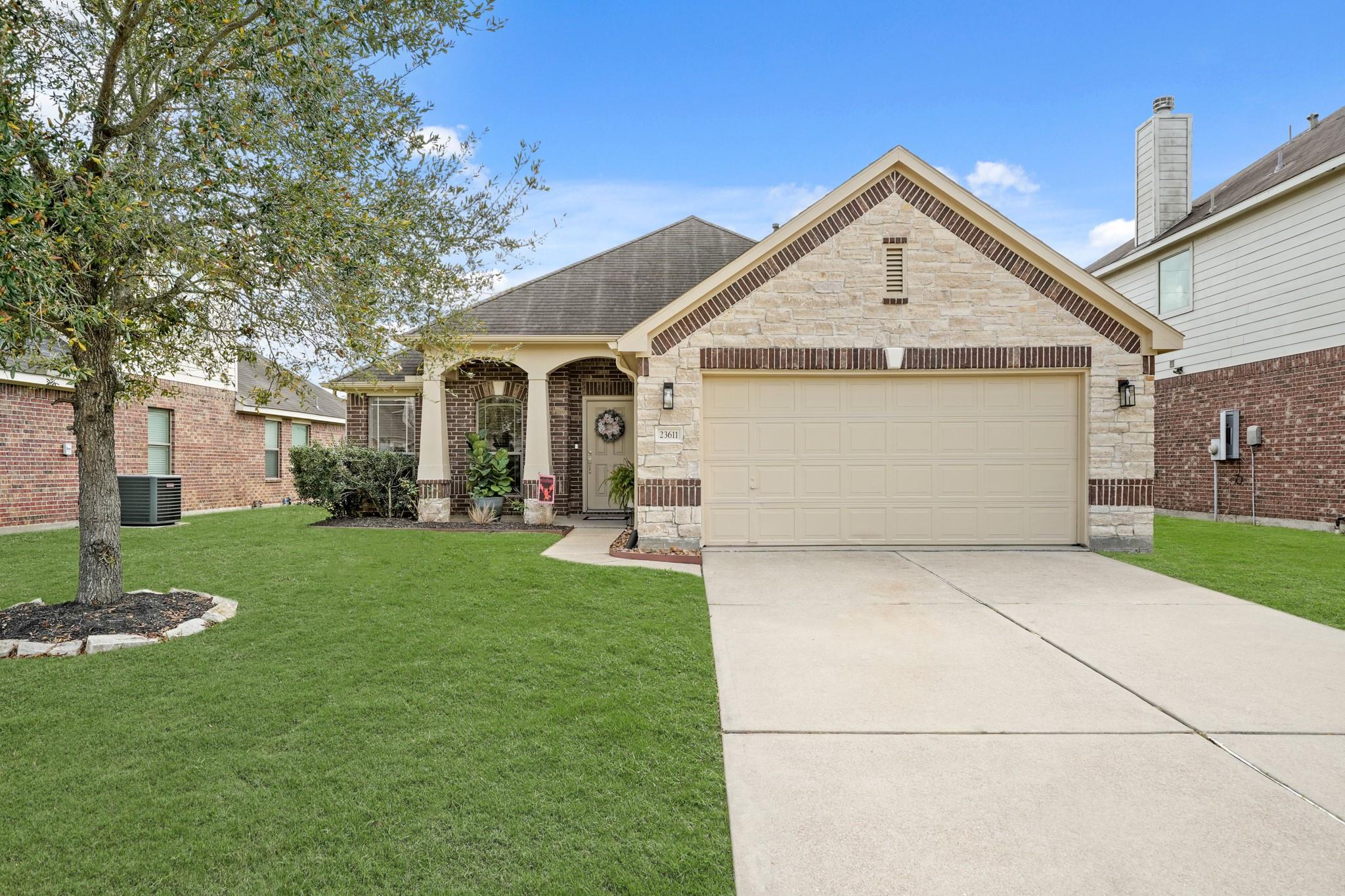 23611 Starbridge Lake Lane