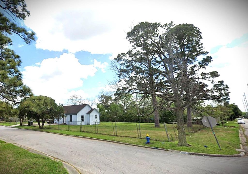Photo of 7208 Culmore Drive, Houston, TX 77087 (MLS # 59806611)