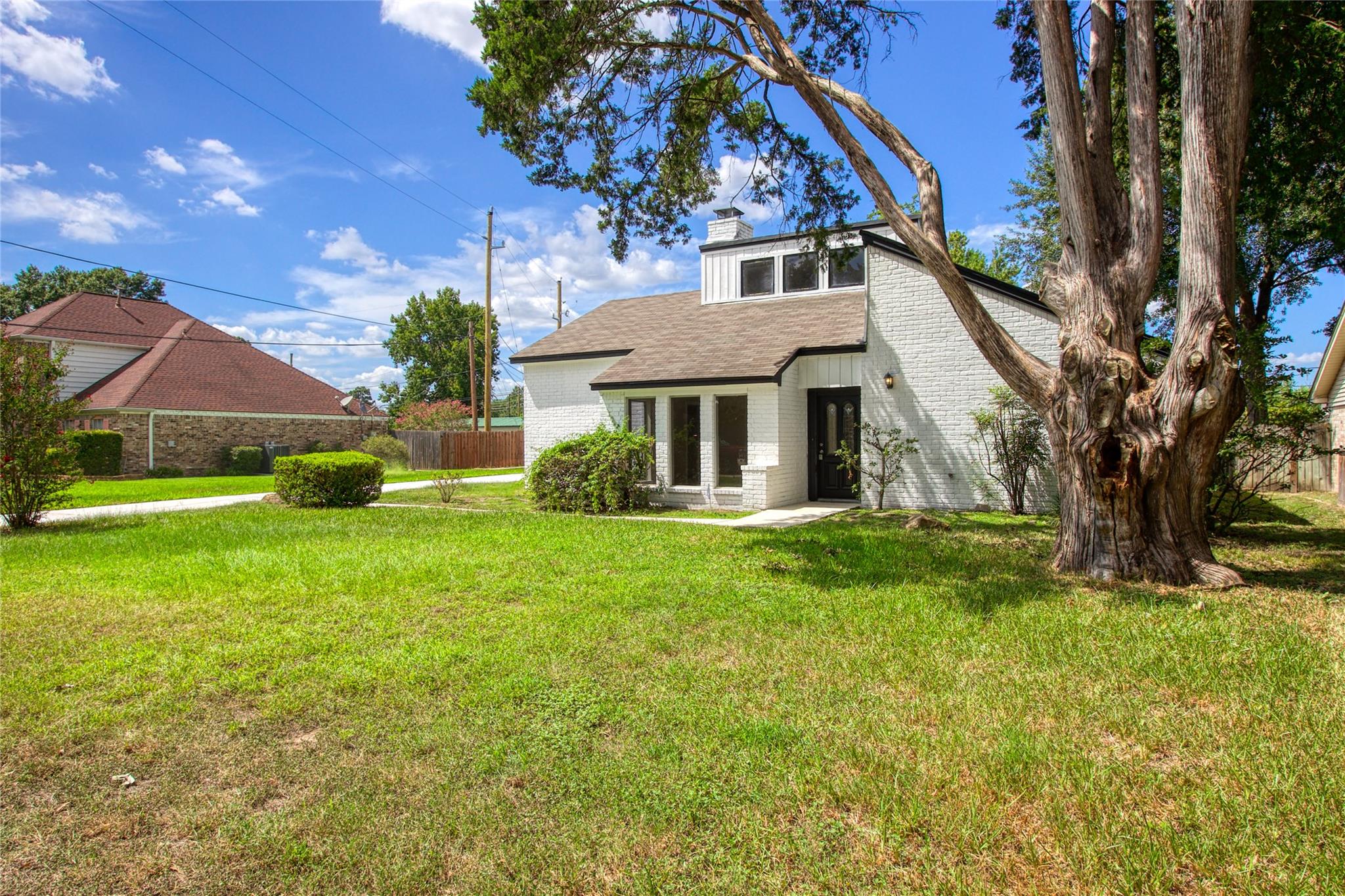 414 N Pecan Dr
