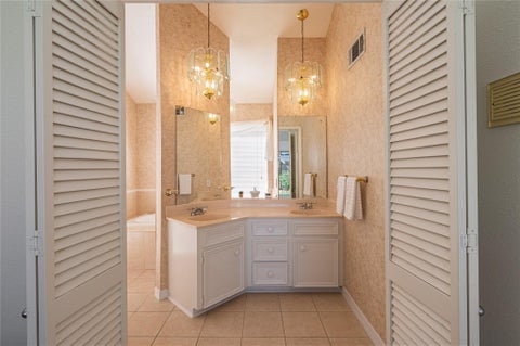 Tiny photo for 16419 Laurelfield Drive, Houston, TX 77059 (MLS # 84414830)
