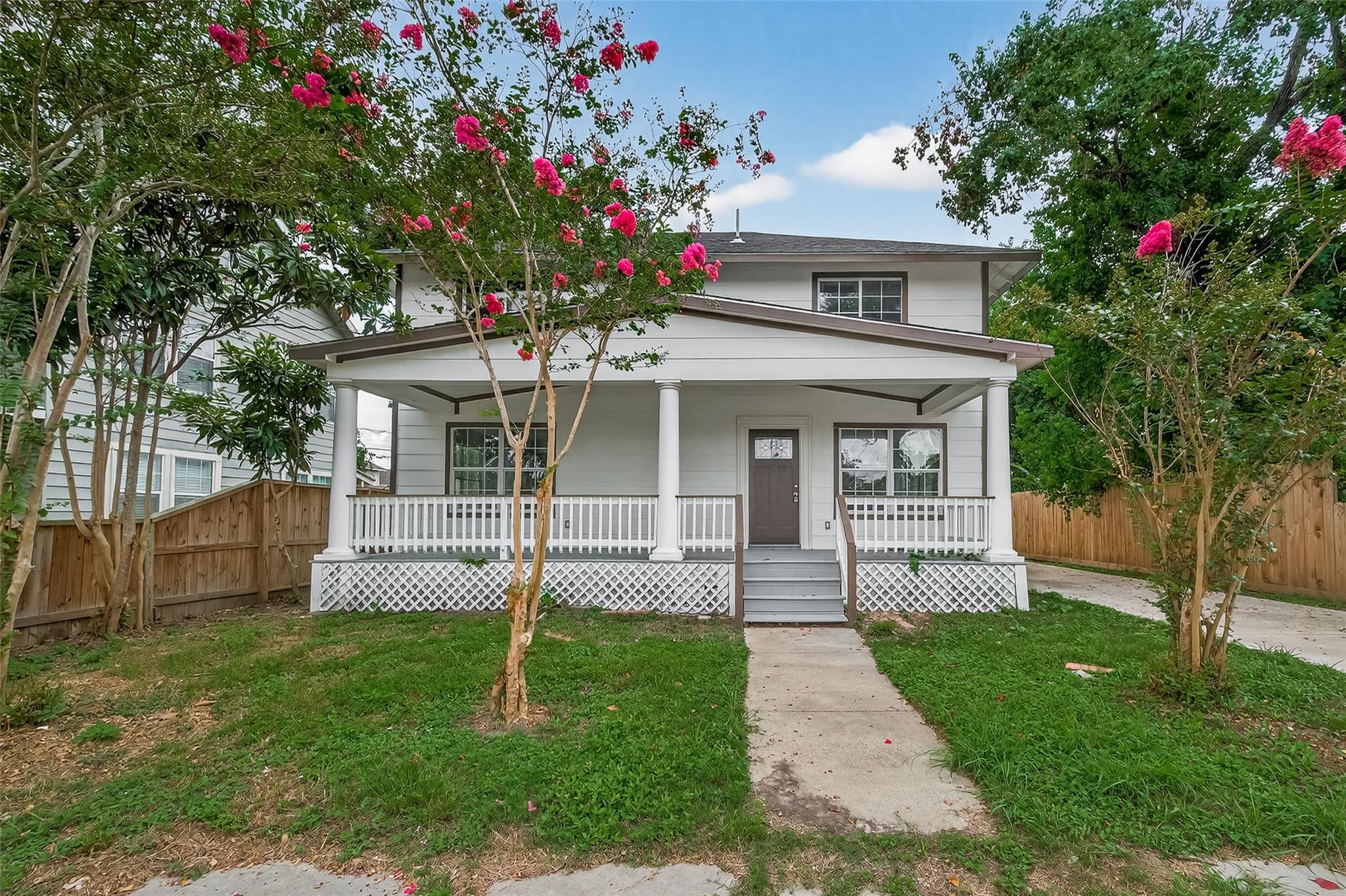 1933 Santa Rosa Street