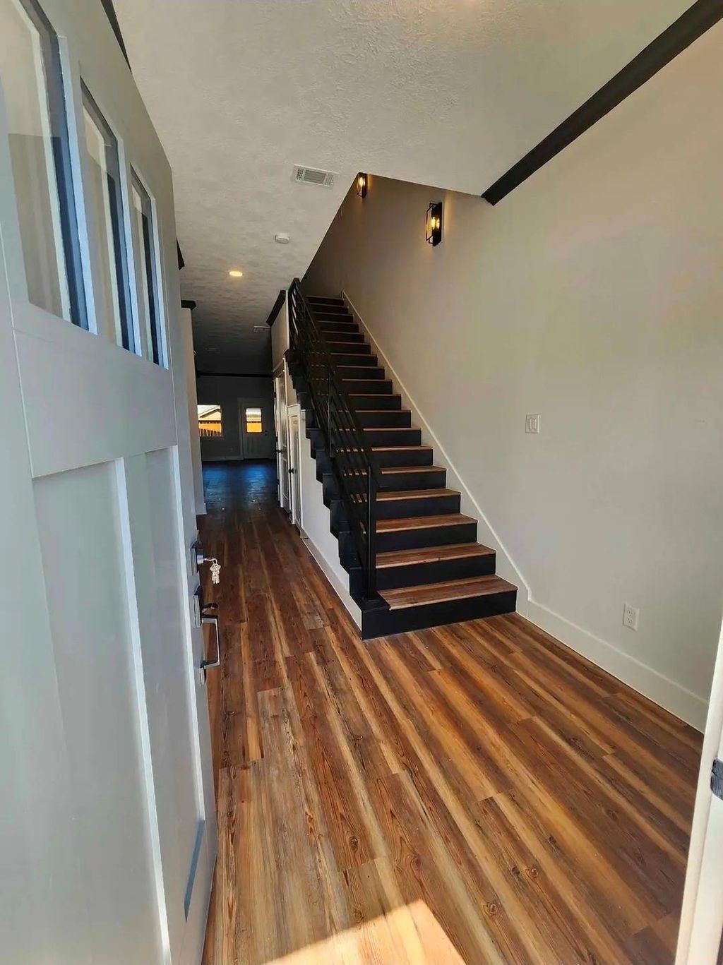 Photo of 1002 Natchez Ave Ave, Pasadena, TX 77506 (MLS # 17786083)