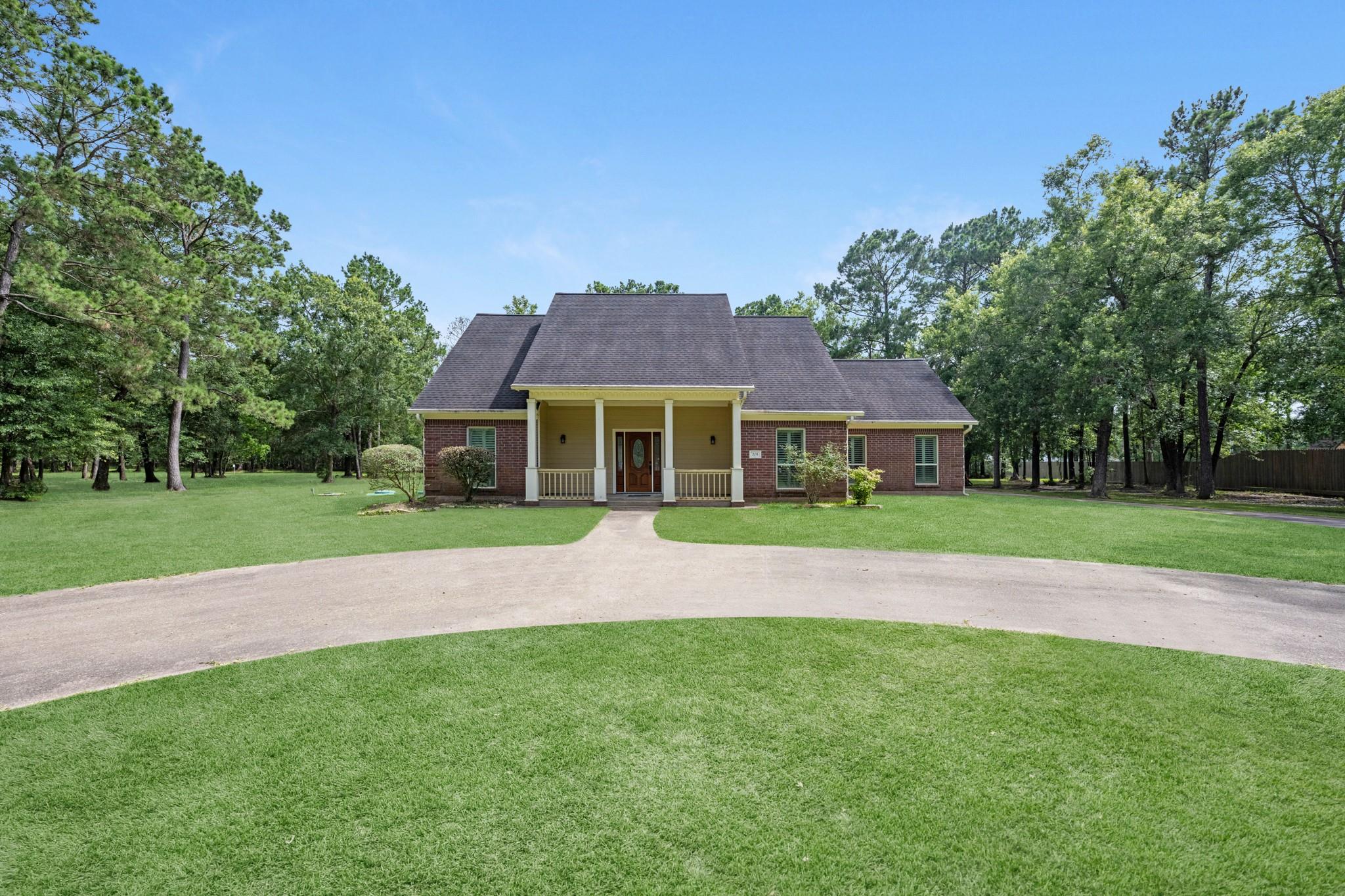 205 Mohawk Lane