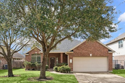 Photo of 7806 Summer Night Lane, Rosenberg, TX 77469 (MLS # 41365961)
