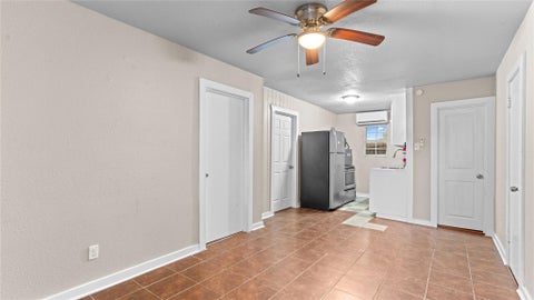 Photo of 3335 Tuam Street #1, Houston, TX 77004 (MLS # 26396281)
