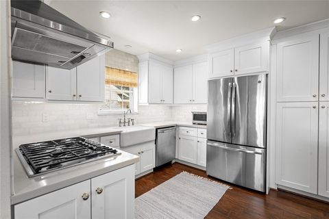 Tiny photo for 706 Walnut Bend Lane, Houston, TX 77042 (MLS # 64898254)