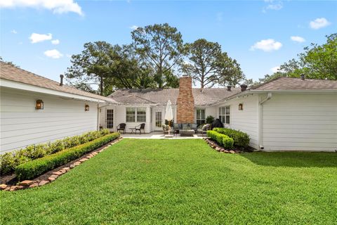 Tiny photo for 706 Walnut Bend Lane, Houston, TX 77042 (MLS # 64898254)