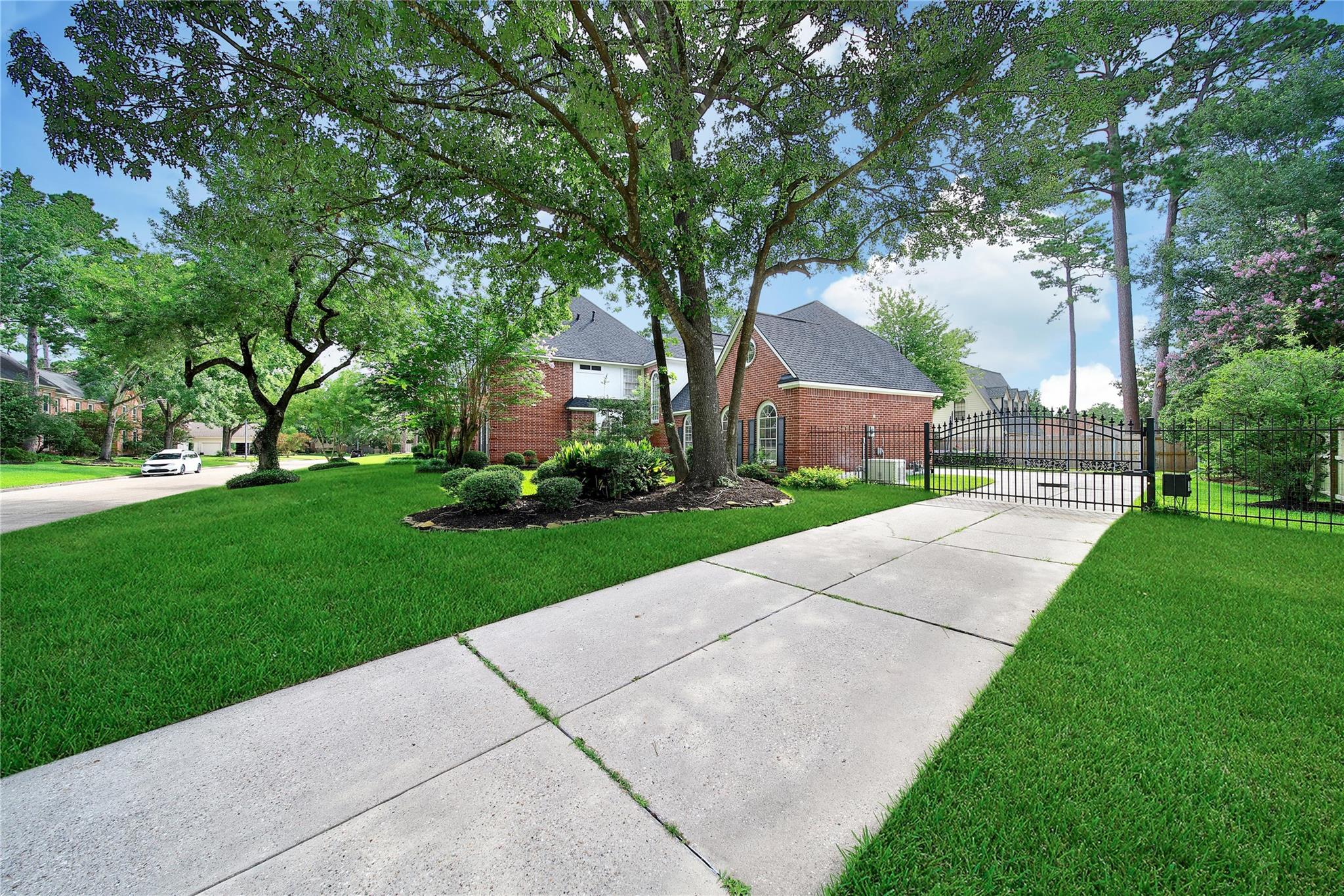 2206 Hickory Park Drive