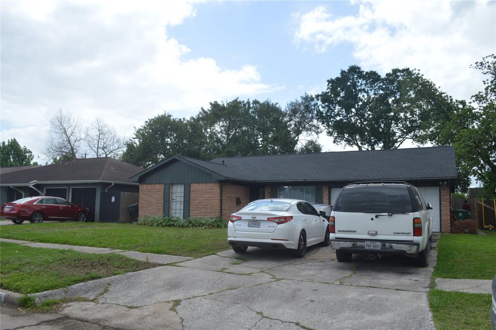 Photo of 6115 Newquay Street, Houston, TX 77085 (MLS # 59122218)