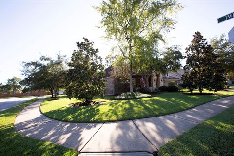 Photo of 31418 Orchard Hill Lane, Spring, TX 77386 (MLS # 35598814)