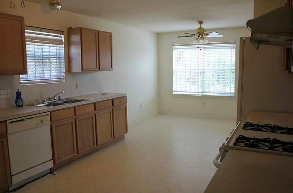 Photo of 6403 Linden Knoll Lane, Houston, TX 77085 (MLS # 68528917)