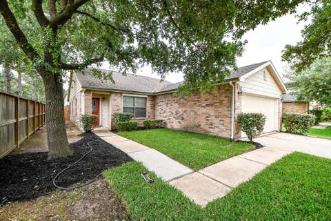 Photo of 29530 Legends Glen Drive, Spring, TX 77386 (MLS # 48170096)
