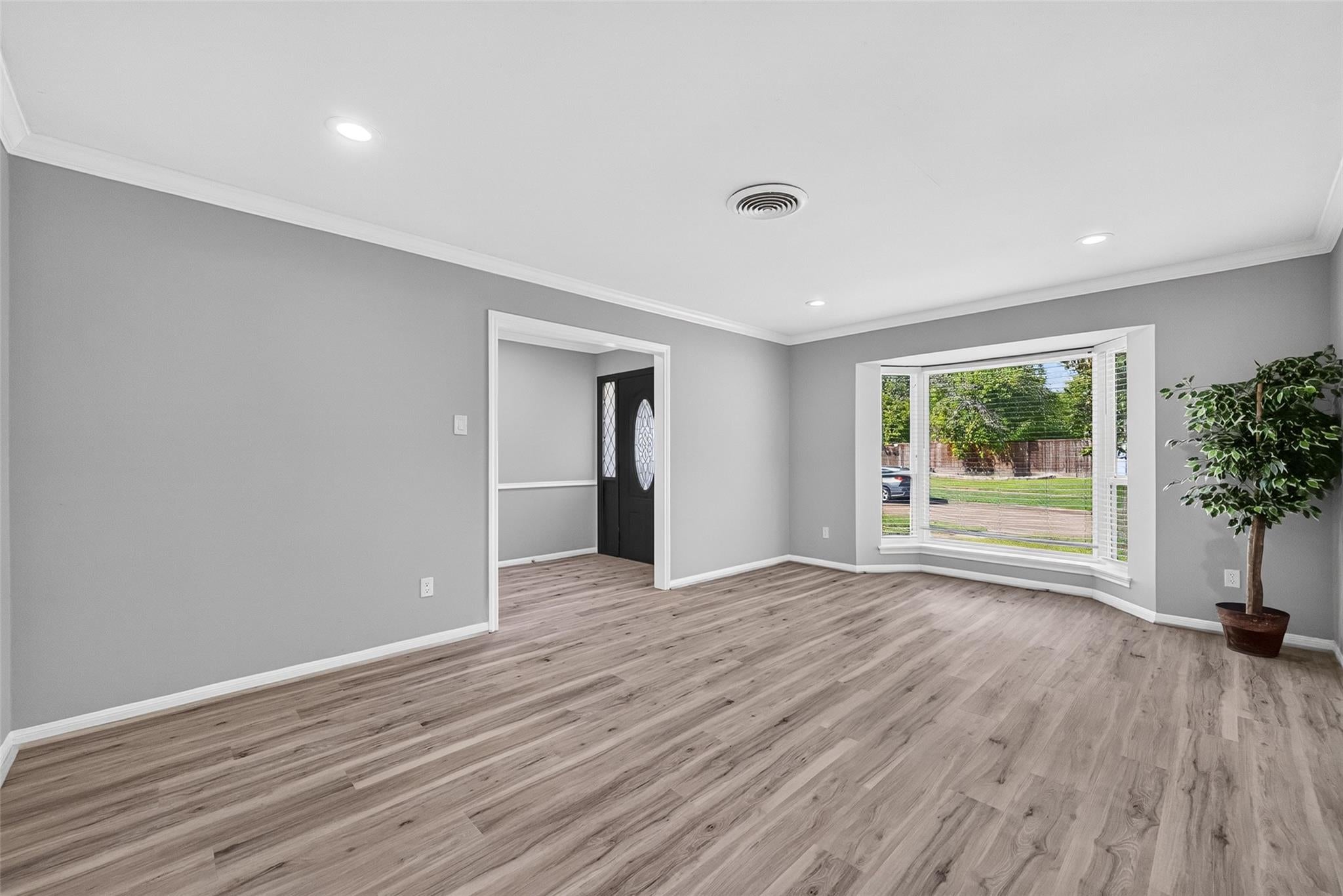 6707 Burning Tree Drive
