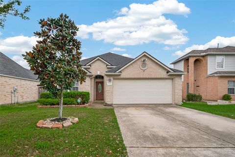 Photo of 9022 Clearwood Landing Boulevard, Houston, TX 77075 (MLS # 55188612)